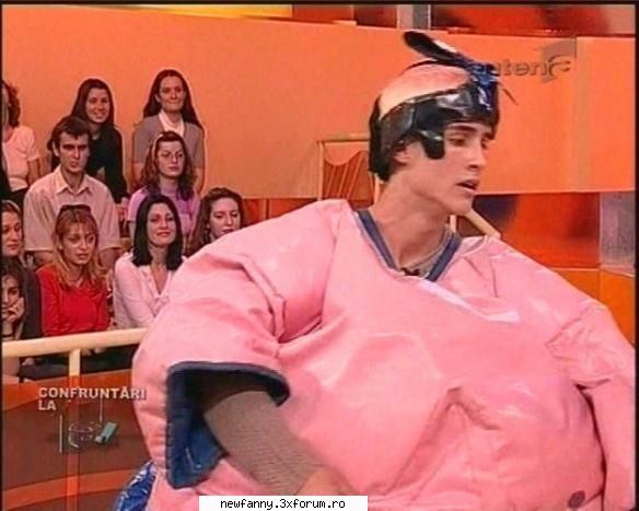 ce ?cumsa joace hiena in telenovele sau in filme,sa se pupe cu altele?no way!!!!imi place cum suna